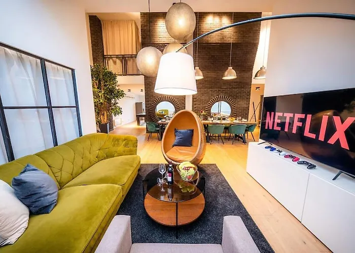 5br+2bath Old Town Industrial Penthouse, A/c * 프라하
