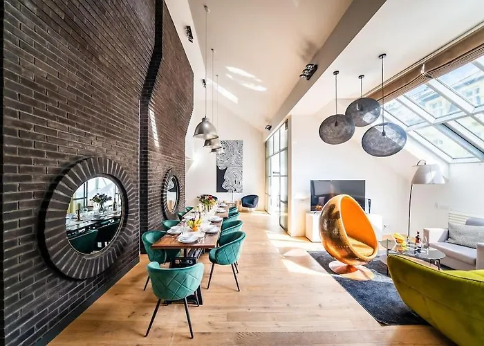 아파트 5br+2bath Old Town Industrial Penthouse, A/c 프라하