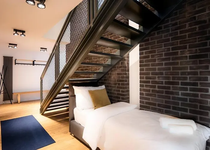 5br+2bath Old Town Industrial Penthouse, A/c 프라하