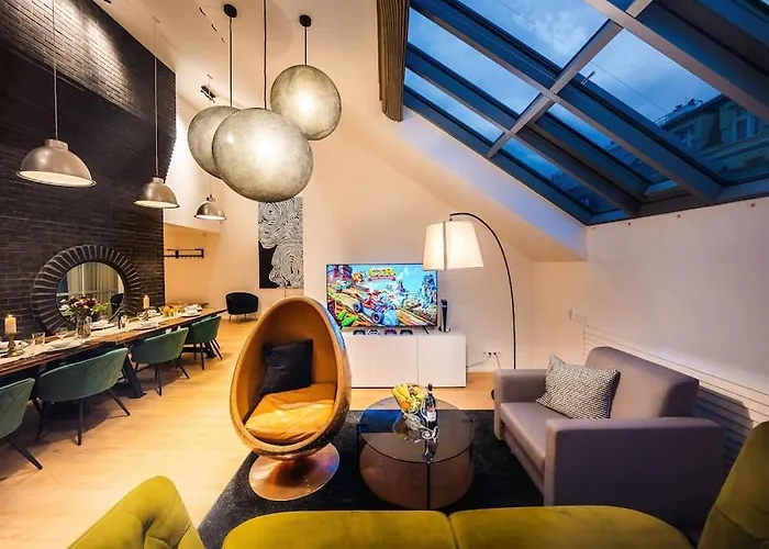 5br+2bath Old Town Industrial Penthouse, A/c 프라하