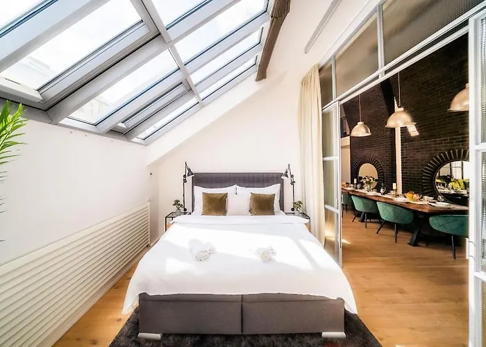 5br+2bath Old Town Industrial Penthouse, A/c 프라하
