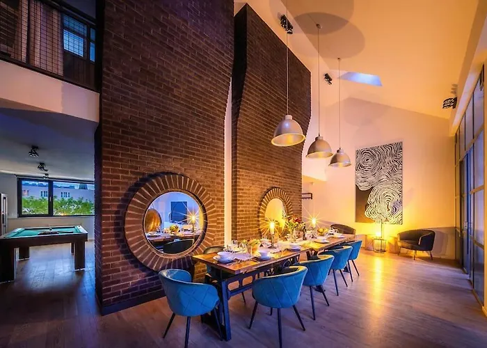 5br+2bath Old Town Industrial Penthouse, A/c *
