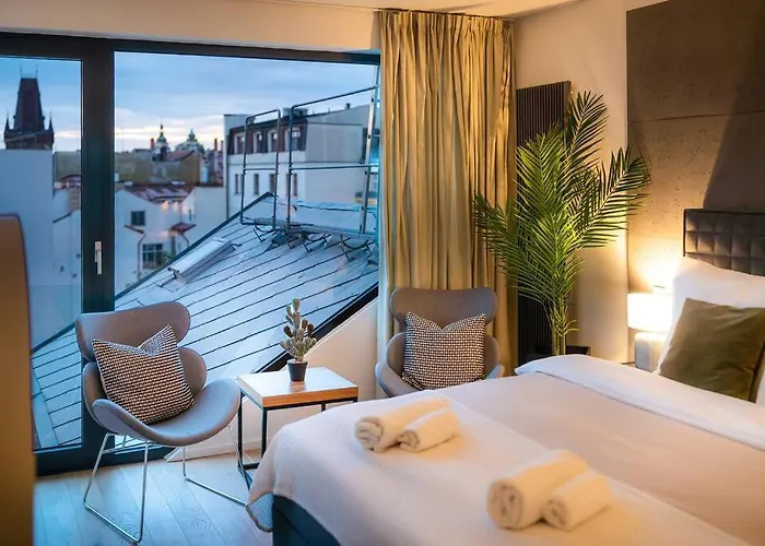 5br+2bath Old Town Industrial Penthouse, A/c *