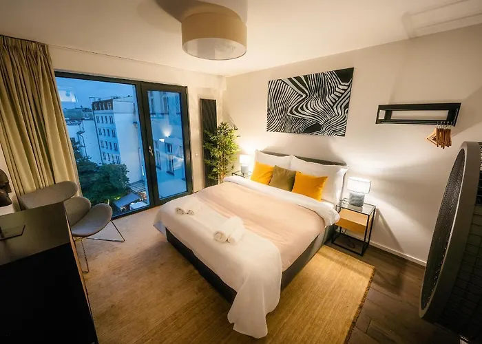 5br+2bath Old Town Industrial Penthouse, A/c 아파트 *