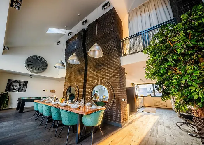 5br+2bath Old Town Industrial Penthouse, A/c 아파트