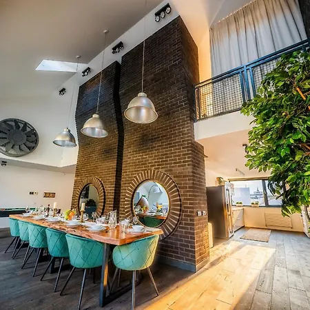 5br+2bath Old Town Industrial Penthouse, A/c شقة