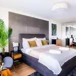 5br+2bath Old Town Industrial Penthouse, A/c *