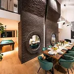5br+2bath Old Town Industrial Penthouse, A/c