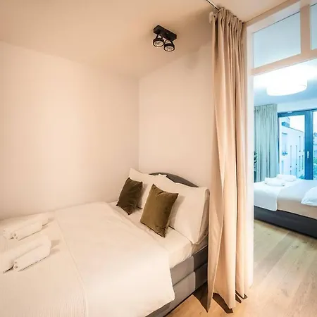 5br+2bath Old Town Industrial Penthouse, A/c *