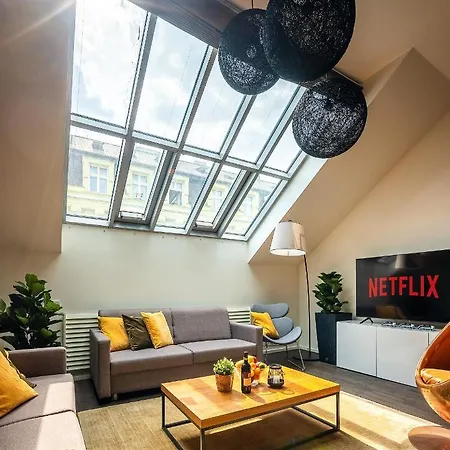 Lejlighed 5br+2bath Old Town Industrial Penthouse, A/c Prag