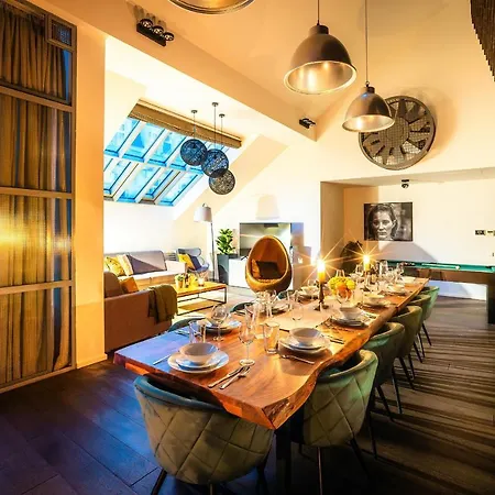 Lejlighed 5br+2bath Old Town Industrial Penthouse, A/c