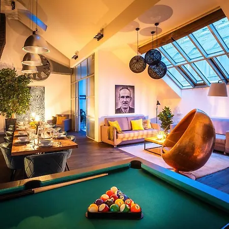 Apartment 5br+2bath Old Town Industrial Penthouse, A/c Prague