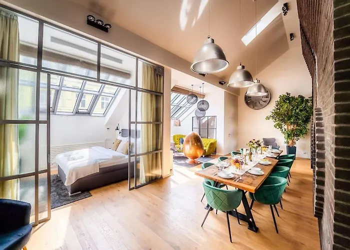 5br+2bath Old Town Industrial Penthouse, A/c *