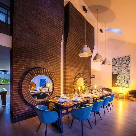 5br+2bath Old Town Industrial Penthouse, A/c *